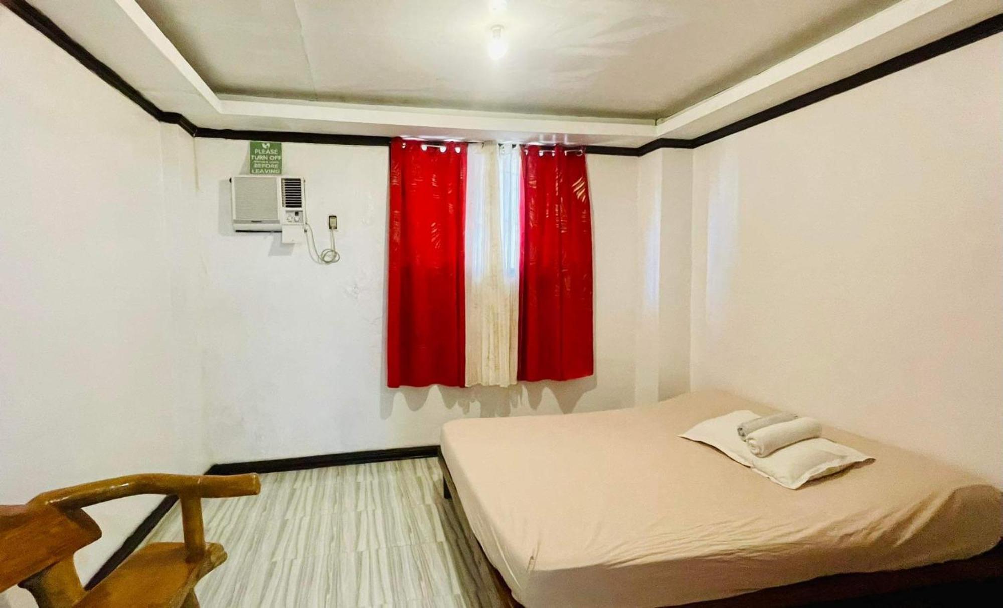 Precious Homestay -Suite Room Burgos  Exteriör bild
